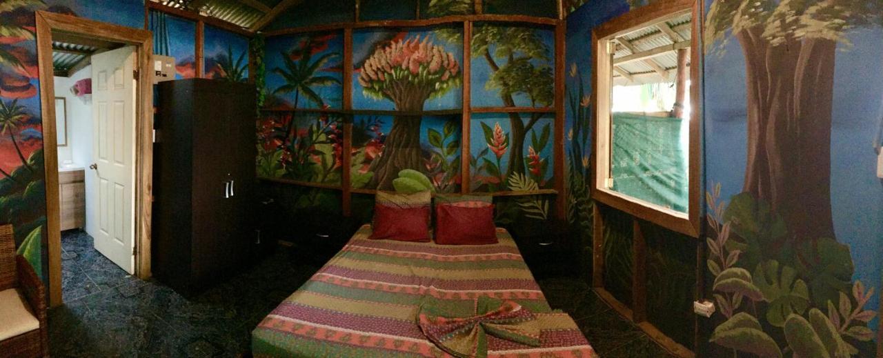 نزل Puerto Viejo de Talamancaفي Oasis المظهر الخارجي الصورة
